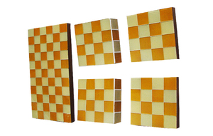 Sets de table carrés en céramique, motif damier orange beige, antidérapants, design moderne - Product Image 2