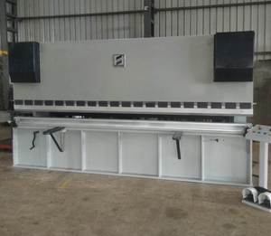 200 Ton Automatic Hydraulic <b>Press</b> <b>Brake</b> Machine Aluminum Sheet Metal Bending Hydraulic <b>Press</b> - Product Image 5