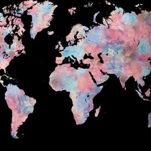 Capa de barbero impresa personalizada con material resistente a las manchas y capas de barbero de secado rápido - Product Image 3