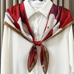 Foulards en soie doux et durables Foulards en soie légers très brillants Idéal pour les voyages, le travail ou les événements Foulards en soie personnalisés - Product Image 5