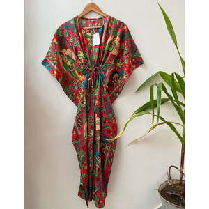 Robe Kaftan en Coton Imprimé Jaipuri, Kimono Élégant en Coton, Robe Faite Main à Motifs Floraux Imprimés, Respirante, Taille Unique pour les Loisirs - Product Image 1