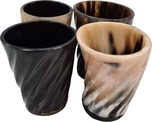 Exportateur indien Logo personnalisé Verre Corne Cadeau personnalisé pour bars ou événements et utilisation promotionnelle disponible dans le monde entier Supply - Product Image 1