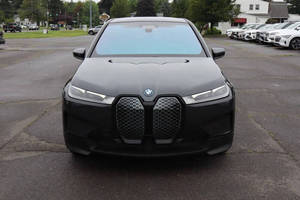 2022 BMW IX XDrive50 AWD 4dr กิจกรรมกีฬายานพาหนะเบาะหนังกล่องเกียร์อัตโนมัติ4L ด้านหลังเป็นตัวเลือกแก๊สไฟฟ้าที่ใช้ - Product Image 2