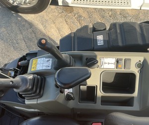 Mini-excavatrice Bobcat E50, mini-excavatrice abordable pour travaux d'aménagement paysager, de construction et de petits projets, à vendre - Product Image 6