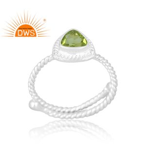 Anillo de Plata de Ley 925 con Piedra Preciosa de Peridoto Natural, Moderno y a la Moda, Última Tendencia en Joyería Personalizada para Mujer, Regalo para Ella - Product Image 1