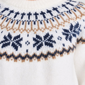 Suéter Festivo de Punto Jacquard con Diseño Fair Isle, Cuello Redondo, Abrigado para Invierno, Mezcla de Lana, Clásico con Copos de Nieve para Mujer - Product Image 6