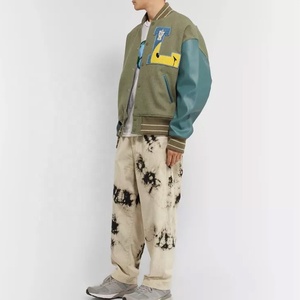 แจ็คเก็ตเลตเตอร์แมนยูนิเซ็กซ์ขายดีที่สุดจากผู้ผลิตปากีสถาน ปักลายตามสั่ง ปี 2024 บริการ OEM เสื้อเบสบอลรักษ์โลก ลายพิมพ์คุณภาพสูง - Product Image 4