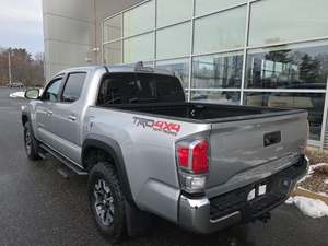 Camioneta Toyota Tacoma TRD Off Road 2022 Usada en Excelentes Condiciones - Product Image 5