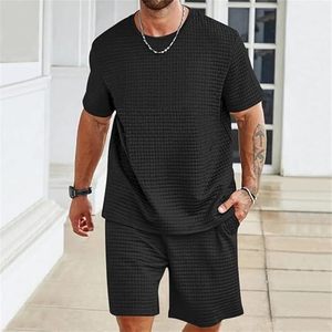 Conjunto de camiseta y pantalones cortos personalizados, transpirables, cómodos, 100% algodón, teñido liso, conjuntos de camiseta y pantalones cortos de 2 piezas para hombre - Product Image 2