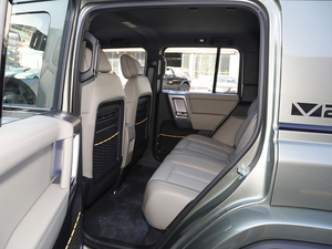 SUV Eléctrico Compacto OEM 2025, Último Modelo con >700km de Autonomía, Batería de 90-110kWh, Diseño Moderno y Funciones de Conducción Inteligente - Product Image 5