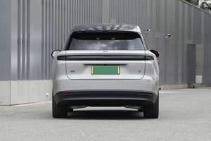 Sedán Eléctrico Usado 2024, Largo Alcance, Tracción en las Cuatro Ruedas, Transmisión Automática, 5 Plazas, Excelente Estado, Suministrado desde Japón, Rango NEDC - Product Image 4