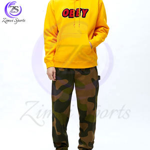 Vêtements pour adultes avec tarif de gros Conception unique Personnalisez votre propre logo en broderie chenille Sweats à capuche de style pull en coton - Product Image 3