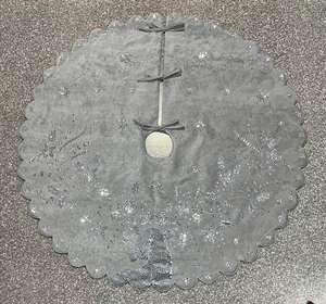 Sophisticated Christmas Tree <b>Skirt</b> Crafted With Premium Materials Designed To Enhance Elegant Holiday Tree Decorations - Product Image 1