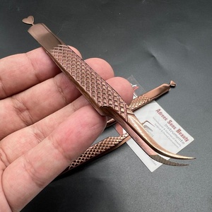 แหนบขนตาสแตนเลสพลาสม่าพลาสม่าสีโรสโกลด์แบบกำหนดเองแหนบปลายหัวใจอุปกรณ์ความงาม - Product Image 6