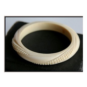 Brazalete de Cuerno Estilo Joyería Antigua Personalizado y Asequible para Mujeres y Niñas, Brazalete de Moda Antigua, Joyería de Estilo Vintage - Product Image 6