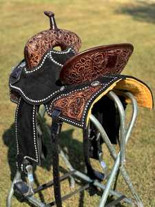 Sillín occidental de cuero genuino | Sillín de carreras de barril de alta calidad con costuras Buck, disponible al mejor precio para montar a caballo - Product Image 2