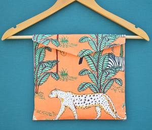 Ensemble de pyjamas en pur coton vêtements de nuit doux avec bretelles spaghetti bleu dentelle PJ's pour l'été pour demoiselles d'honneur se prélasser motif anime - Product Image 4