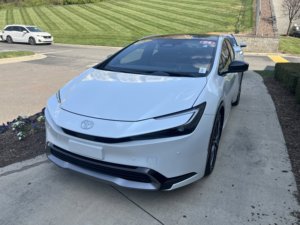 Toyota Prius Limited 2024 Usado en Buen Estado - Product Image 3