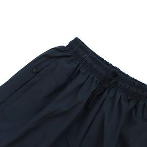 Pantalones cortos deportivos de secado rápido para hombre de alta calidad, pantalones casuales negros sólidos para exteriores de fabricante de ropa con MOQ bajo - Product Image 4
