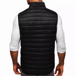 Veste matelassée pour homme, manteau d'hiver avec design matelassé, fermeture éclair intégrale et isolation thermique pour le temps froid - Product Image 6