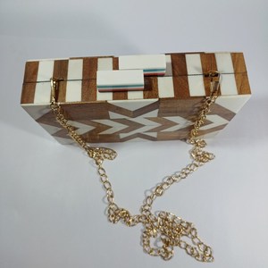 Sac à main de soirée en résine de qualité supérieure pour femmes, sac à main de soirée en résine et bois, idéal pour les fêtes, les mariages et les occasions spéciales - Product Image 5