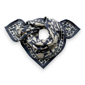 Pañuelos Cuadrados de Moda Hechos a Mano y Personalizados al por Mayor, Pañuelos Multicolores con Estampado Floral de Paisley, Nuevo Diseño - Product Image 4