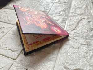 หนุมานชาลิสาหนังสือกระเป๋าอุทิศการเดินทางของศรัทธาและการอุทิศหนังสือสวดมนต์หนุมานชาลิสาในภาษาอังกฤษและภาษาฮินดี