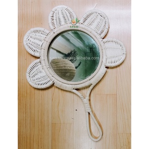 Venta al por mayor 2024 hecho a mano mimbre flor espejo decorativo colgante de pared para Navidad San Valentín Halloween Vietnam/SISU - Product Image 5