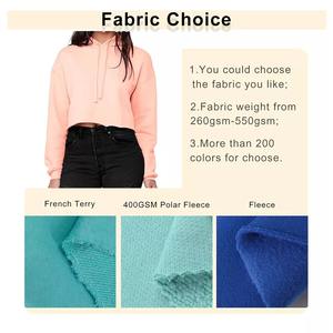 Sweat à capuche court grande taille pour femmes haut ample et uni avec matériau en coton polyester de style sport pour l'hiver - Product Image 3