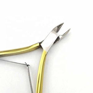 Coupe-cuticules professionnel à double ressort disponible en toutes tailles de lames, en acier inoxydable de haute qualité, pour manucure et pédicure. - Product Image 2