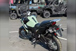 ACHETER PRÊT À ROULER 2026 POUR-Kawasakis Sport Touring Motorcycle KLE300CRFAL à vendre - Product Image 2