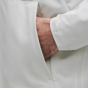 เสื้อแจ็คเก็ตฤดูหนาวแบบยูนิเซ็กซ์ ปี 2025  แบบมีซิปด้านหน้า กระเป๋า  โลโก้สั่งทำได้  ลายเรียบ  กันน้ำ ระบายอากาศ  สไตล์สตรีทแวร์  ผ้าฝ้าย 100% - Product Image 4