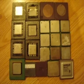 50 Pièces de Céramique CPU Nortel Vintage pour la Récupération d'Or (595 Grammes) RUSSIE - Product Image 5