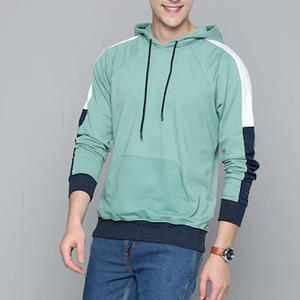 Sweats à capuche personnalisés de haute qualité pour hommes avec poches kangourou avant sweats à capuche confortables et respirants pour hommes 2026 - Product Image 4