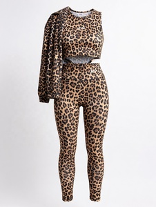 Ensemble de yoga sans couture haute performance pour femmes, 3 pièces, vêtements de sport et de fitness, fabriqué par Hanger Impex - Product Image 5