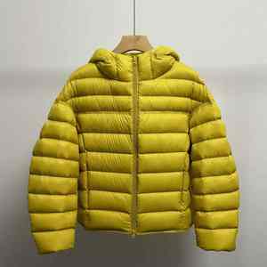 Veste Homme Personnalisée Légère d'Hiver en Fibre de Polyester Rembourrée Respirante de Haute Qualité Col Montant Fermeture Éclair Style Urbain ODM - Product Image 4