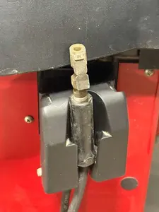 Équilibreuse de roues Hunterr à vente rapide pour atelier de pneus et alignement de roues, origine américaine, livraison rapide, en stock - Product Image 2