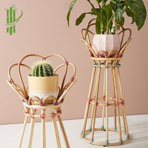 Présentoir de pots de fleurs en rotin de style amour peint à la main de cadeau d'affaires en bambou - Product Image 5