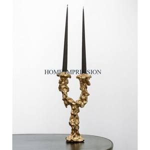 Lot de 2 bougeoirs en aluminium design avec base en marbre Bougeoirs de table classiques faits à la main en Inde - Product Image 5