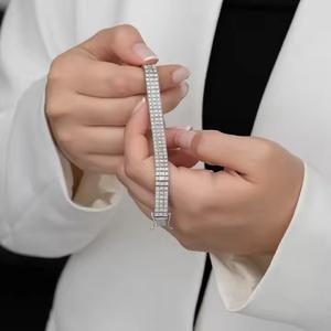 Pulsera clásica de tenis de oro blanco de 14 quilates, joyería de boda delicada con moissanita y Diamante, regalo de fiesta perfecto - Product Image 3