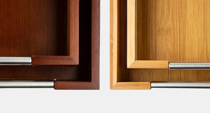Juego de 2 bandejas de servir modernas de bambú con asas de metal, bandejas de madera marrón oscuro - Product Image 2