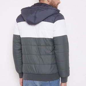 Blouson matelassé à capuche en toile, fabriqué en usine, pour homme, mode hiver, avec logo personnalisé sur le devant, style streetwear, fermeture à bouton unique, vente en gros - Product Image 4