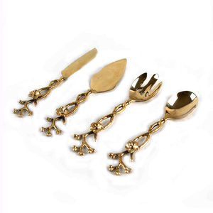 Vente en gros d'usine directe Inde couverts en métal cuillère fourchette couteau hôtel mariage événements en acier inoxydable or poli ensemble de couverts - Product Image 1