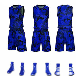 Uniformes Deportivos Personalizados de Baloncesto, Transpirables, Tallas Grandes, con Diseño Nuevo, Nombre y Número del Equipo - Product Image 1