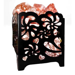 Lámpara de Sal del Himalaya Hecha a Mano con Cesta de Madera, Diseño Exclusivo, Artesanía Natural Pura, Rosa-Naranja-Rojo, Alta Calidad, Nueva Llegada - Product Image 2