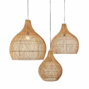 Lámparas de mimbre de bambú hechas a mano naturales, candelabros colgantes, luces decorativas, lámparas colgantes, cubiertas, marcos de madera modernos Vietnam