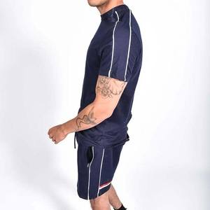 Conjuntos de ropa deportiva informal para hombre con logotipo OEM, pantalones cortos de algodón de talla grande, camiseta térmica de manga corta, pista de Color sólido para transpirable - Product Image 3