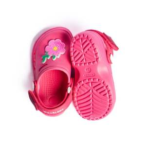 Claquettes unisexes en EVA Paylon de qualité supérieure, exclusives pour l'été, fabriquées à la main en Indonésie avec un matériau de coussin doux de haute qualité et une tige en nylon. - Product Image 6