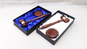 Martillos de madera con base Elegante regalo de negocios para abogados y jueces Gracias presente Encantador pato en forma de AYAANS - Product Image 5