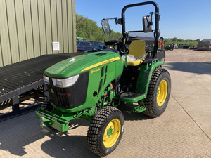 Nuevo Tractor compacto Johnn Deer 3039R en venta - Product Image 5